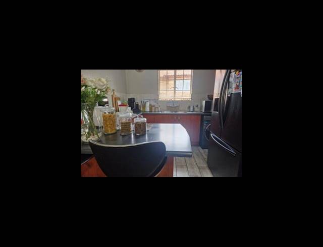 2 BEDROOM TOWNHOUSE FOR SALE IN AMANDASIG